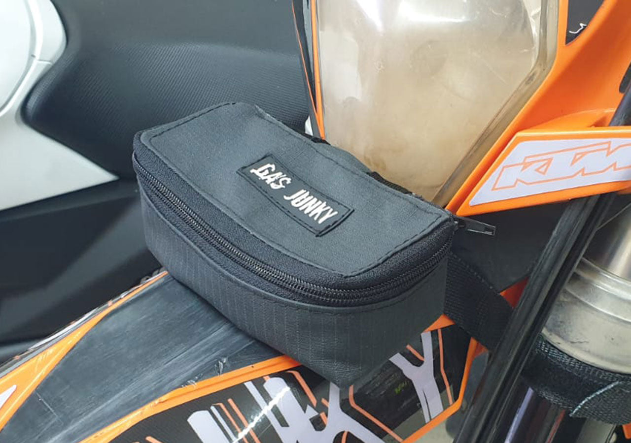 PURSE AND EMERGENCY ROPE